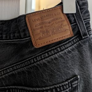 Levi High Loose Taper Jeans